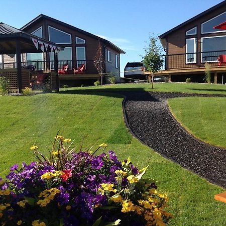 Stardust Inn&Chalets Pincher Creek Exterior foto