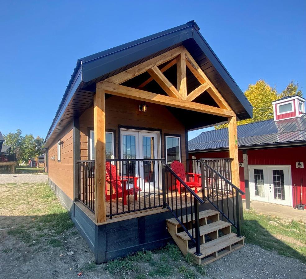 Stardust Inn&Chalets Pincher Creek Exterior foto
